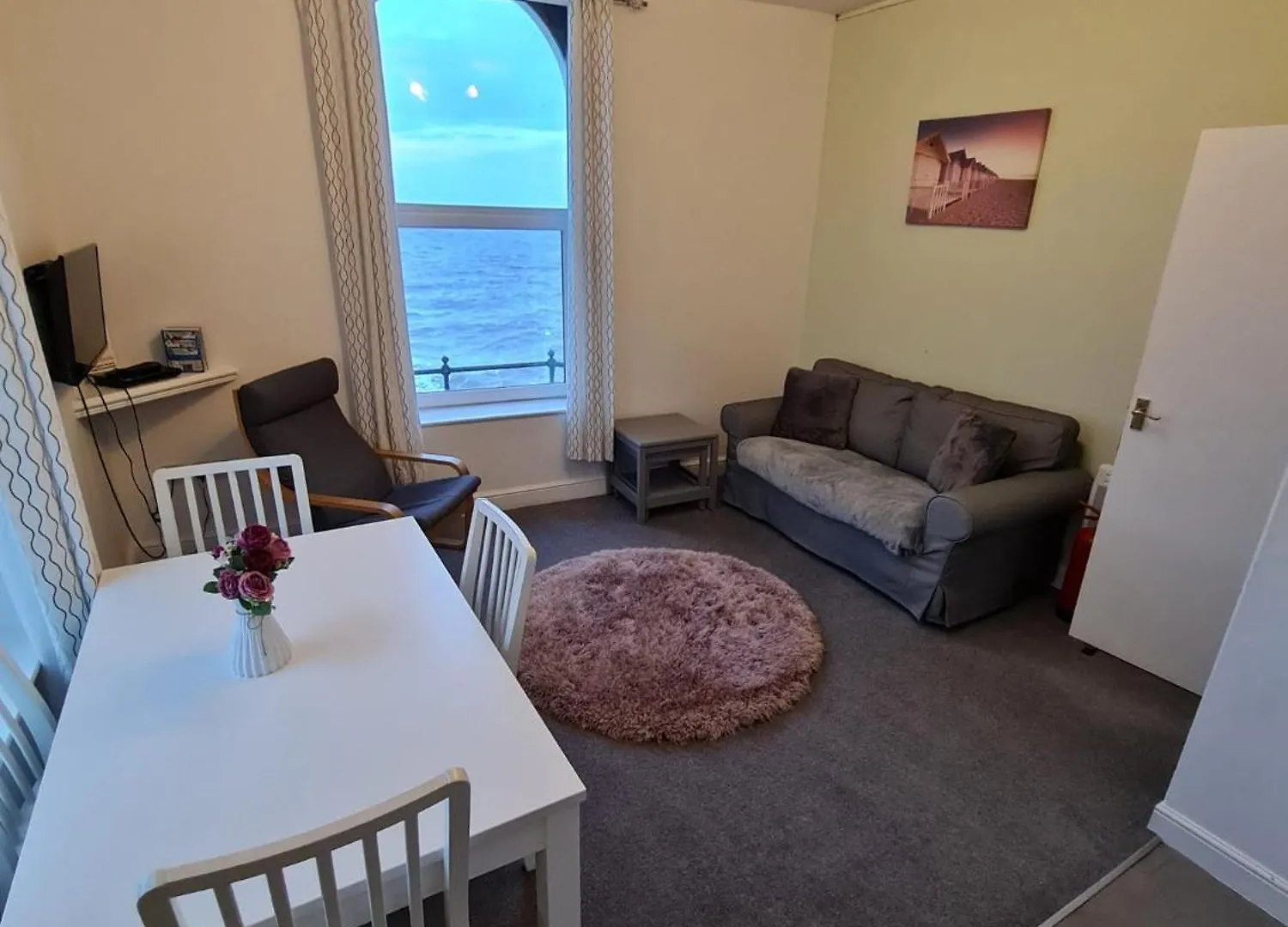Farina No6, Sea View Apartment Sleeping 4 Guests Bridlington